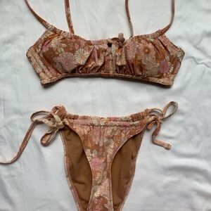 Xhilaration orange floral bikini set, size small, NEVER WORN